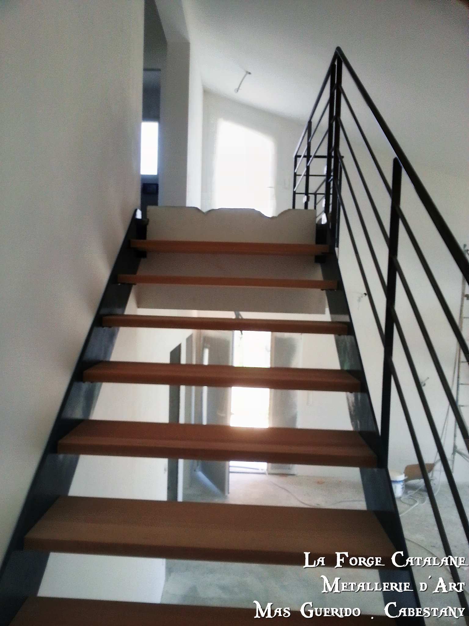 Limon cremaillere double decoupe laser marches bois  16 forge catalane.jpg